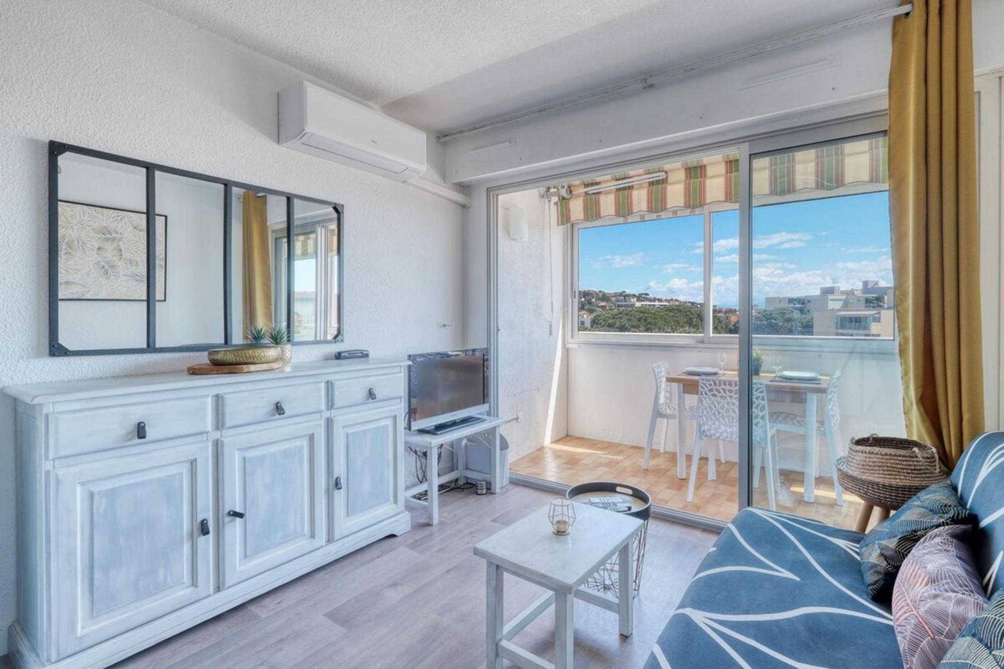 T2 600 M From The Beach! Air-Conditioned Льо Лаванду Екстериор снимка